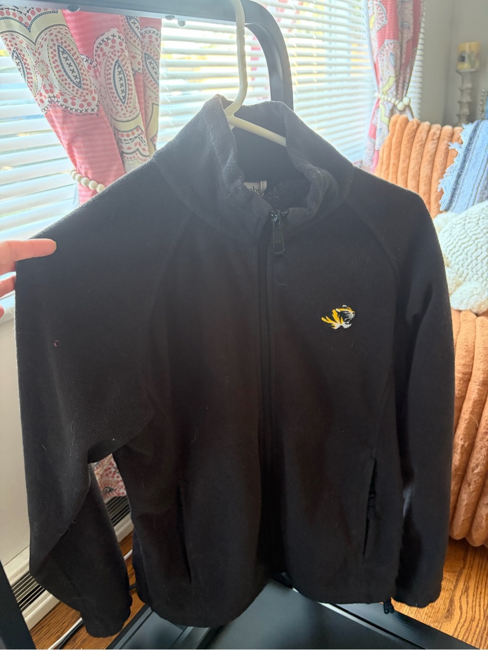 Columbia Black Full-Zip Lightweight Fleece Jacket with Yellow Logo